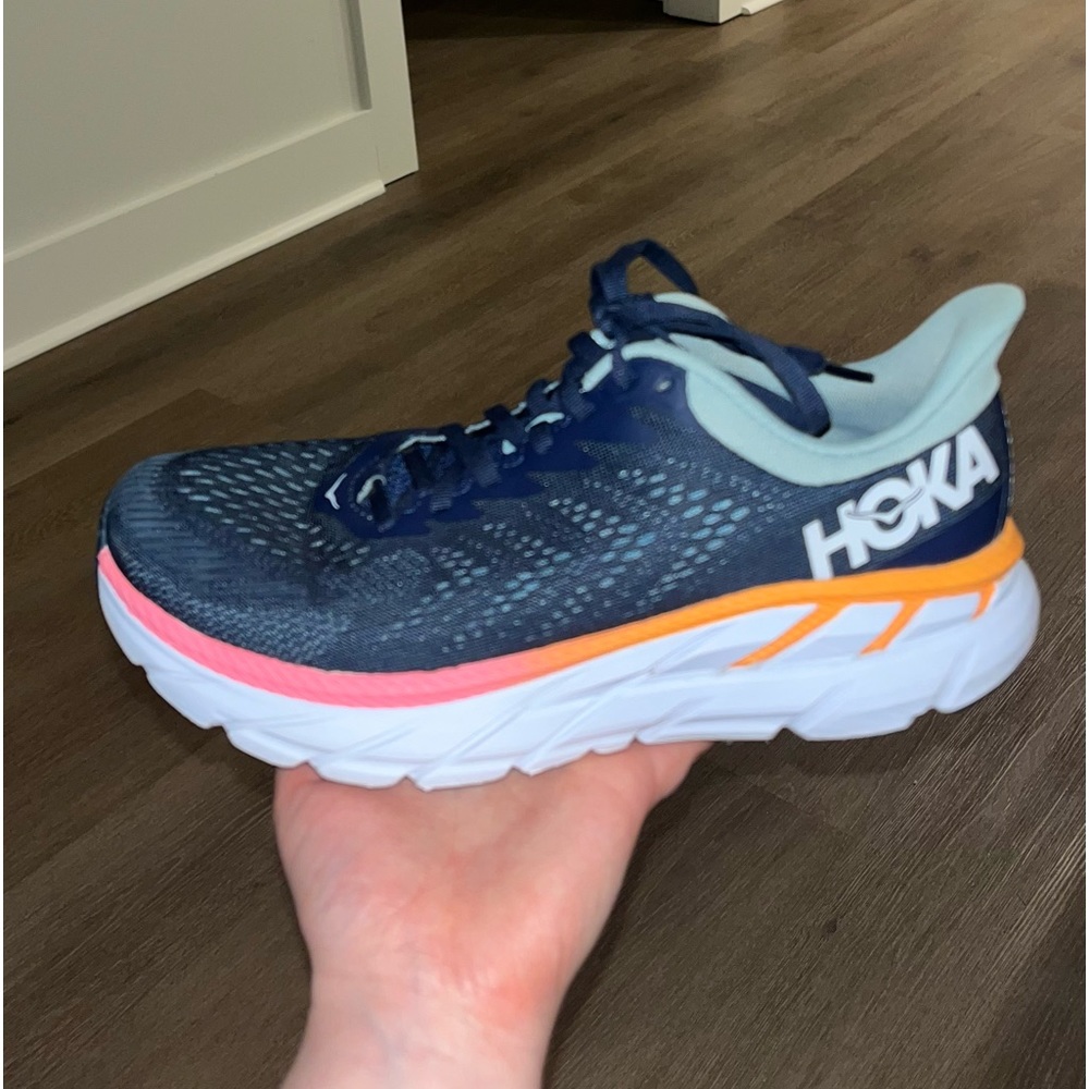 Clifton 7 Hokas size 7.5 wide